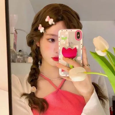 不是孤单一人2023